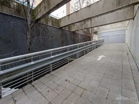 Garaje en calle del Mestizaje, 11